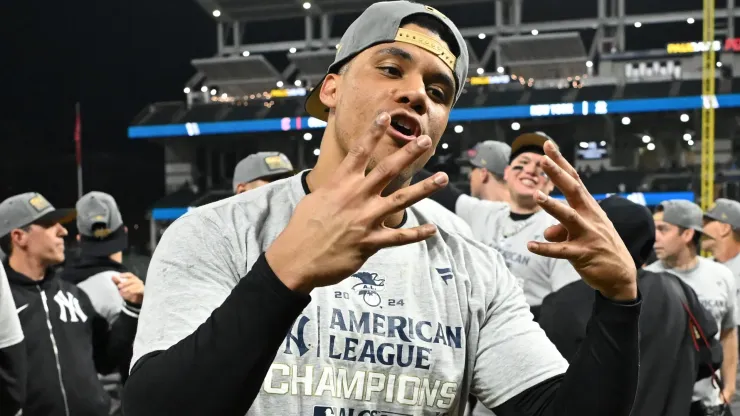 Juan Soto #22 of the New York Yankees celebrates after beating the Cleveland Guardians 5-2 in 10 innings to win Game Five of the American League Championship Series at Progressive Field on October 19, 2024 in Cleveland, Ohio. 
