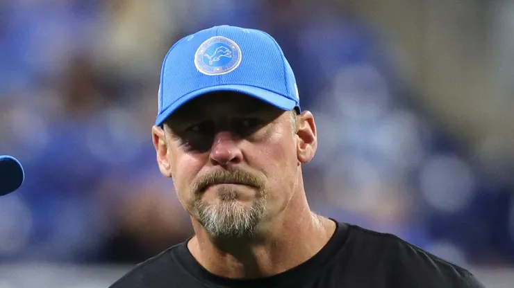 Head coach Dan Campbell of the Detroit Lions prior to a game against the Tennessee Titans at Ford Field on October 27, 2024 in Detroit, Michigan. 
