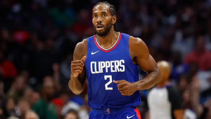 Kawhi Leonard #2 of the LA Clippers in the second half at Crypto.com Arena on October 25, 2023 in Los Angeles, California.
