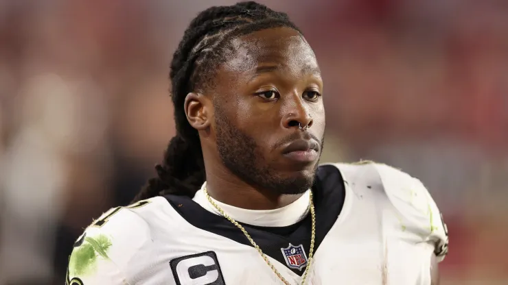 Running back Alvin Kamara #41 of the New Orleans Saints on the sidelines during a NFL game
