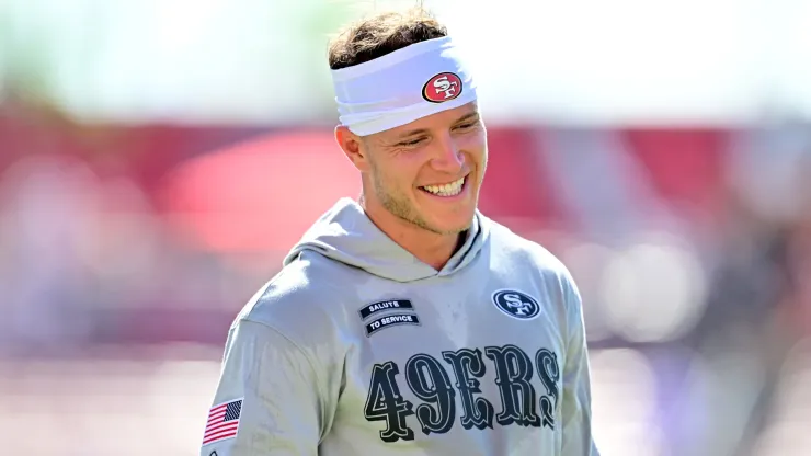 Christian McCaffrey #23 of the San Francisco 49ers warms up prior to the game against the Tampa Bay Buccaneers at Raymond James Stadium on November 10, 2024 in Tampa, Florida.
