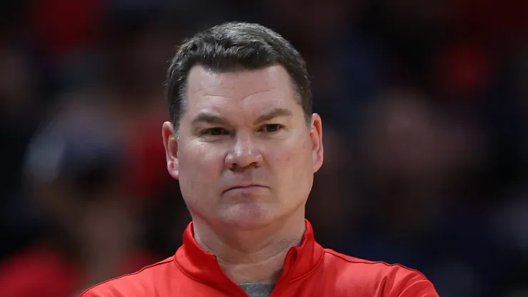 Head coach Tommy Lloyd of the Arizona Wildcats reacts after losing the the Clemson Tigers during the second half in the Sweet 16 round of the NCAA Men's Basketball Tournament at Crypto.com Arena on March 28, 2024 in Los Angeles, California. The Clemson Tigers won, 77-72. 
