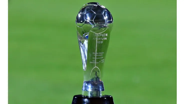 El trofeo que se llevará el Campeón de la Liga MX.
