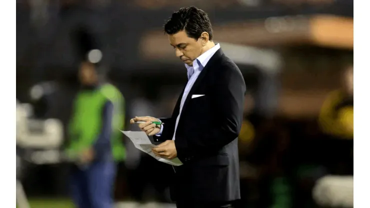 ANOTA Y RESPONDE. Marcelo Gallardo firmó por cuatro años con River.
