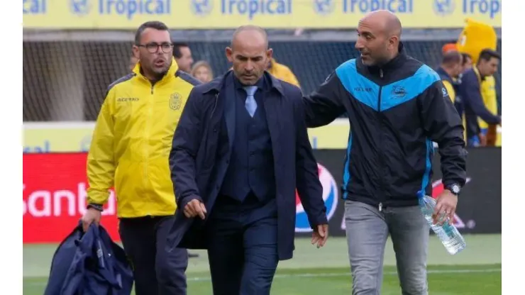 ADIÓS, PACO. Jémez podría renunciar tras el descenso de su equipo.
