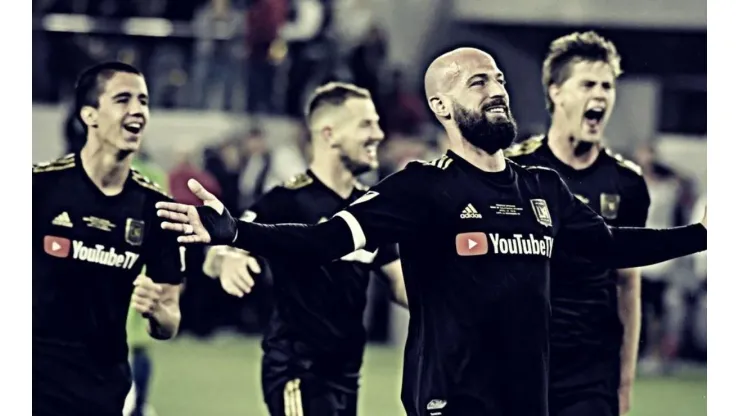 Laurent Ciman hizo historia al ser el primer en anotar en el Banc of California (Foto: MLS)
