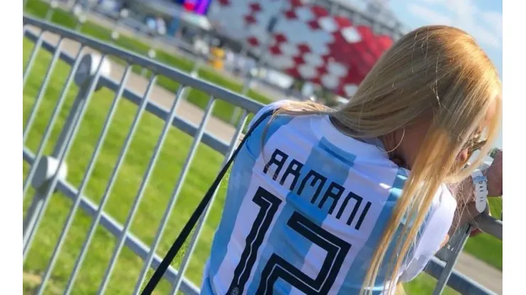 Foto de Daniela Rendon con la camiseta de la Selección Argentina
