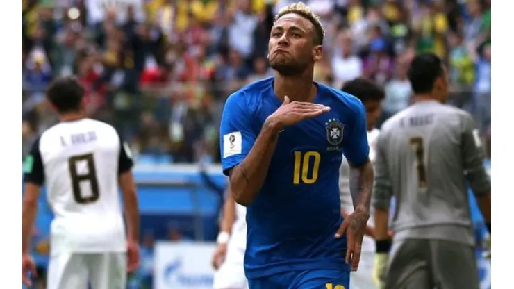 Sí Neymar, así quedó el seleccionador tico en conocimiento de futbolistas actuales
