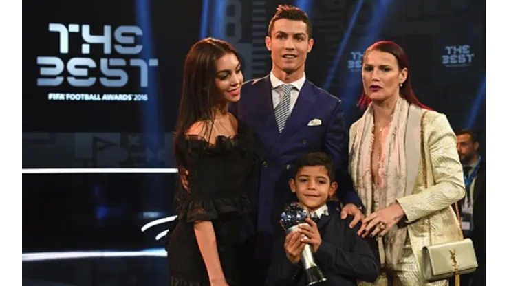 Cristiano, Georgina y Junior ya pertenecen a la familia de Juventus