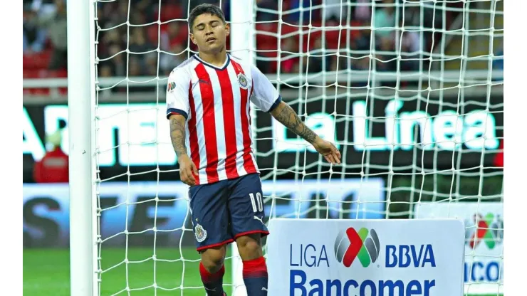 Cambia el futuro de Chofis con Chivas