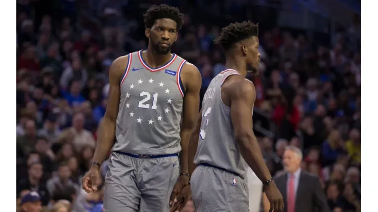 Todo bien: Embiid asegura que no tiene problemas con Jimmy Butler