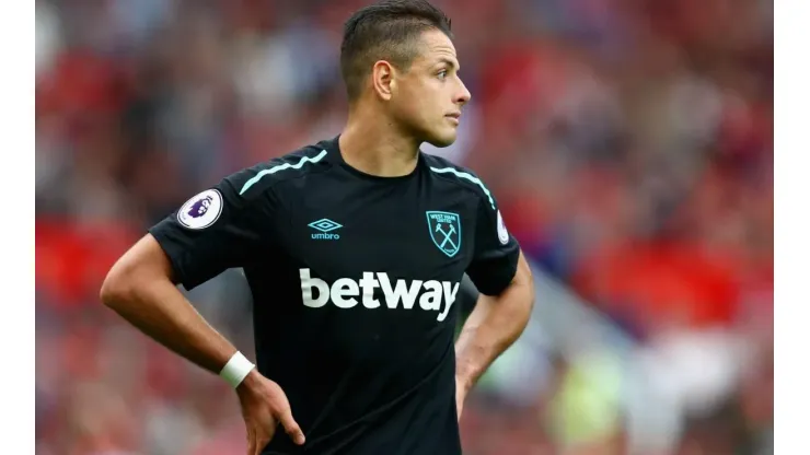 Ante tantas ofertas, West Ham ya le puso precio a Chicharito