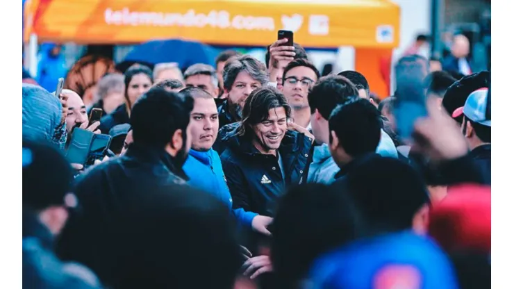 Épico video de Almeyda hablándole a los fans de San José bajo la lluvia