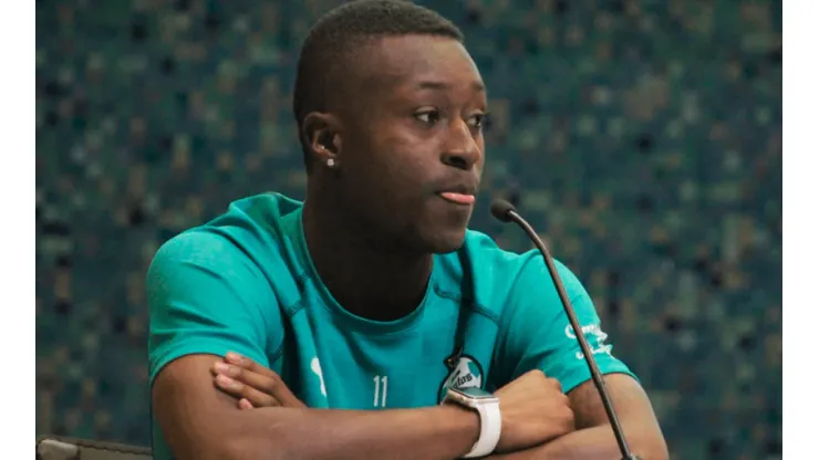 El feliz mensaje de Marlos Moreno tras ponerse la camiseta de Santos Laguna