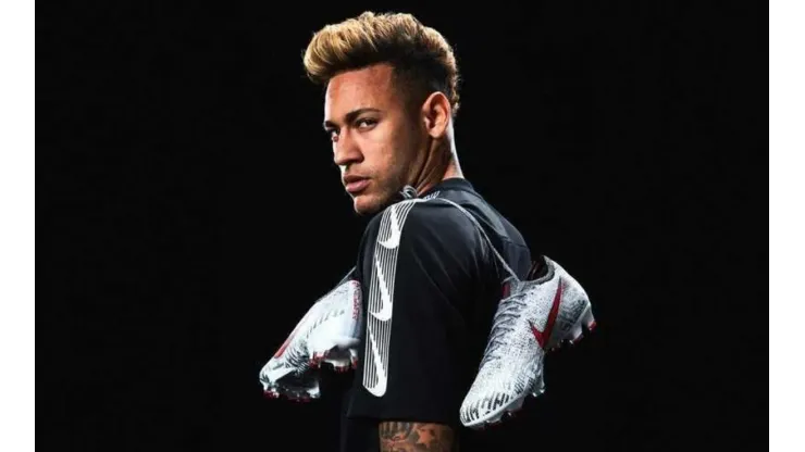 Son una locura: Neymar ya tiene preparados sus nuevos botines para su regreso