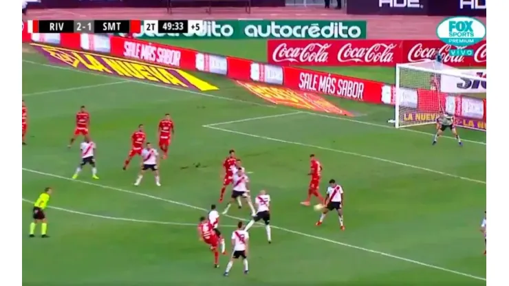 Mano de Rojas y penal no sancionado.
