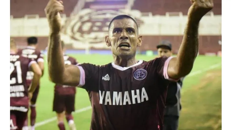 Lanús vs San Martín por la Superliga.
