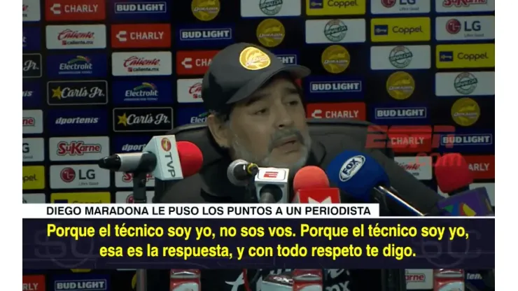 Foto de Diego Maradona, entrenador de Dorados.
