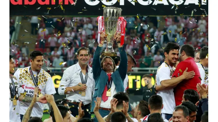 Melancolía en Chivas: Almeyda celebró el aniversario del último título