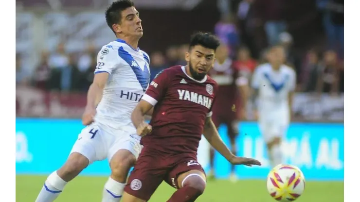 Vélez vs Lanús por la Copa de la Superliga.
