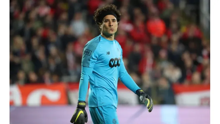 Ochoa homenajeó a Casillas pero Standard Lieja perdió