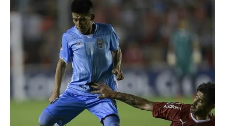 Un equipo que participa en la Copa Sudamericana planea hacerse de los servicios de Andy Polar