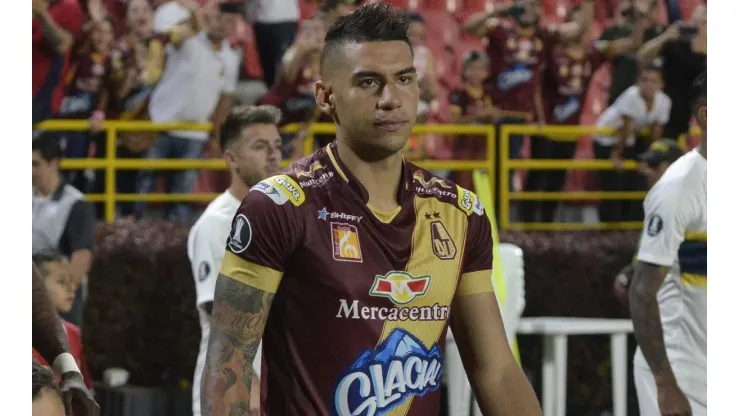 Yeison Gordillo se rompió el ligamento cruzado de la rodilla izquierda