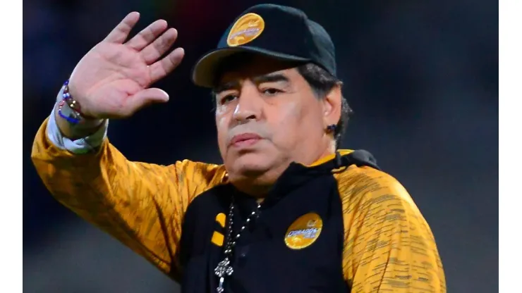 Maradona podría pasar de la Segunda de México a la de Argentina