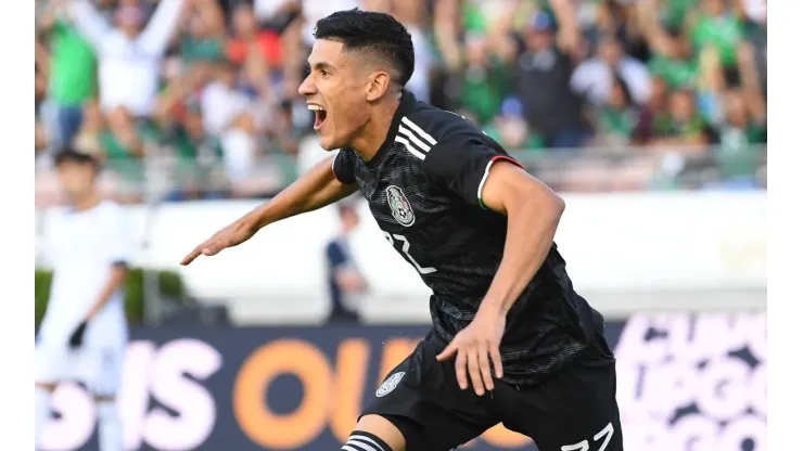 Es su casa: emotiva felicitación de Santos Laguna para Antuna