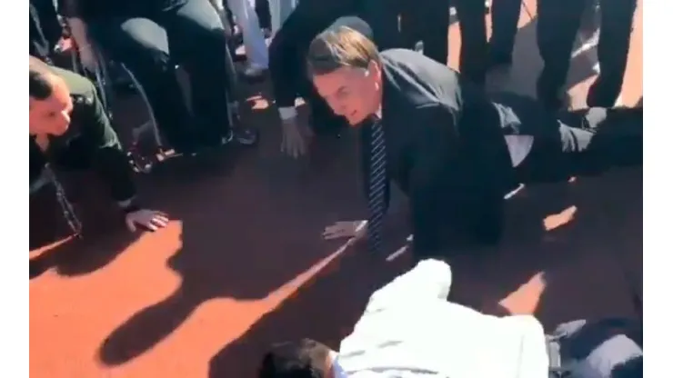 ¿Las flexiones de Bolsonaro? ¡Diabólicas!
