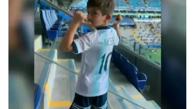 La alegría total de Thiago Messi, el hijo de Lionel.
