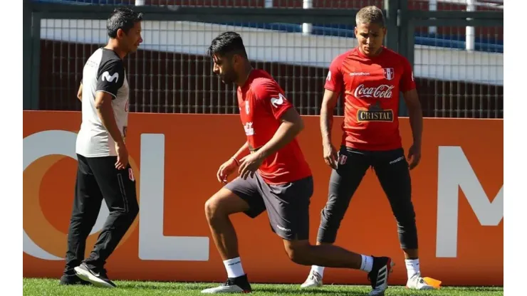 Carlos Zambrano aseguró que por nada del mundo quiere perderse el partido ante Uruguay