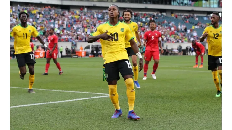 Jamaica eliminó a Panamá y es el tercer Semifinalista