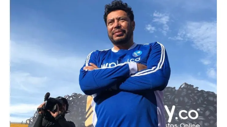 La millonaria suma que habría recibido René Higuita por cortarse el pelo