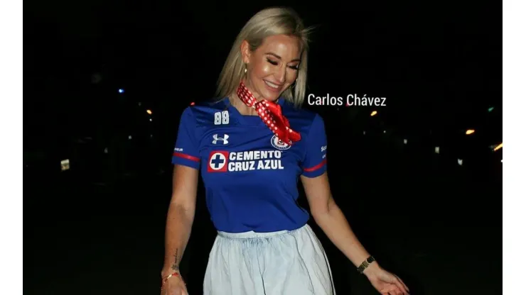 Volvió la preferida de BolaVip: Jeni Summers, loca con la Supercopa de Cruz Azul