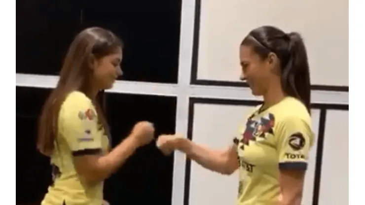 Alondra González y Jana Gutiérrez preparan un nuevo festejo.
