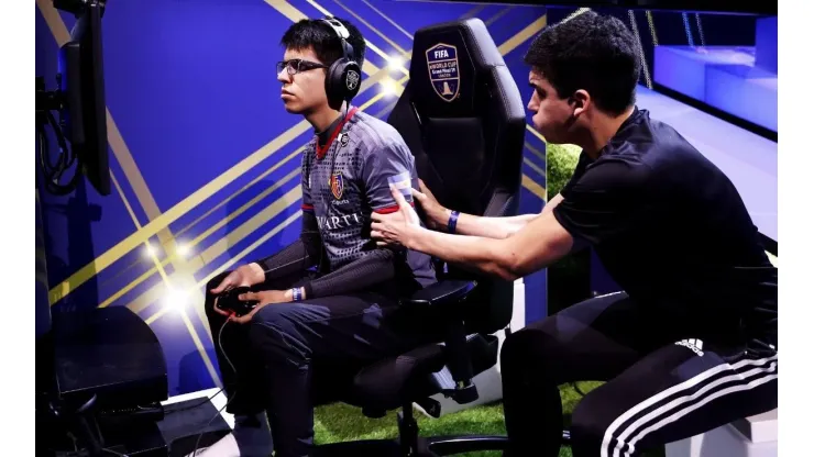 Nico "nicolas99fc" Villalba logra una increíble remontada en la FIFA eWorld Cup y está en Playoffs