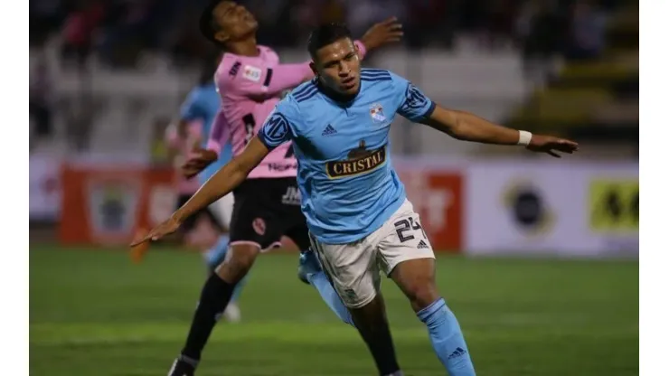 Távara, Pacheco (Cristal) y Gonzales Zela (Boys) estuvieron en la última sub20 de Perú.
