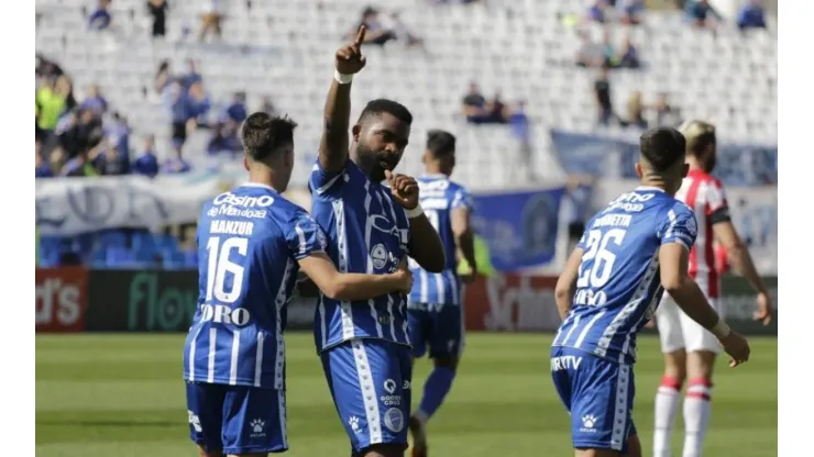 Estudiantes se prendía bien arriba en la Superliga pero Godoy Cruz se lo dio vuelta con una ráfaga