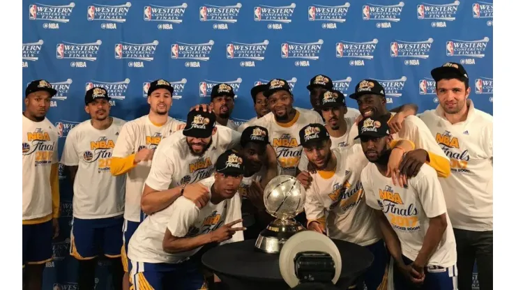 Robaron la casa de un ex de los Warriors y le sacaron hasta el anillo de campeón de la NBA