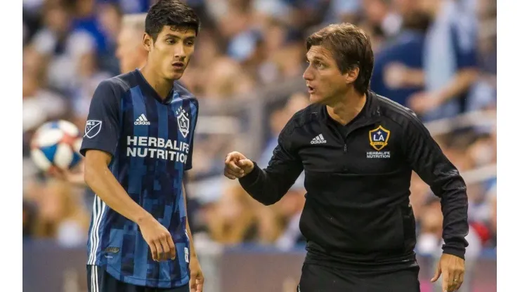 El DT del Galaxy elogió a Antuna y le mandó un mensaje a Martino