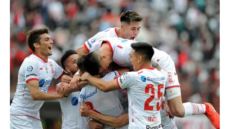 Huracán lo ganó de principio a fin y le dio otro golpe a un hundido San Lorenzo