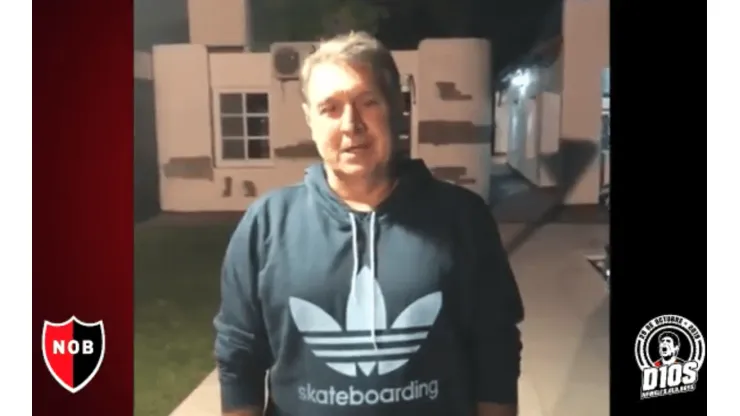 Martino saludó con afecto a Maradona antes de Newell´s - Gimnasia