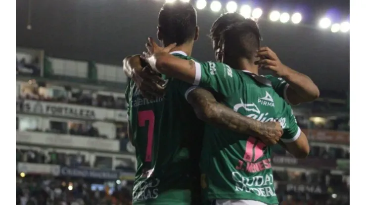 En un partidazo, León le dio vuelta el marcador al Atlético San Luis y se acercó a la cima