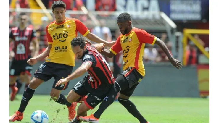 Herediano vs. Alajuelense
