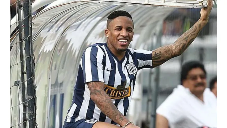 Farfán quiere retirarse en Alianza Lima.
