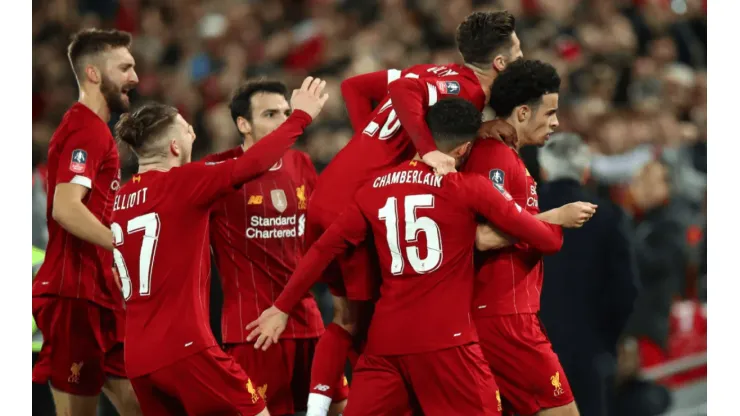 Klopp puso menos que los suplentes, pero el Liverpool igual ganó ante Everton