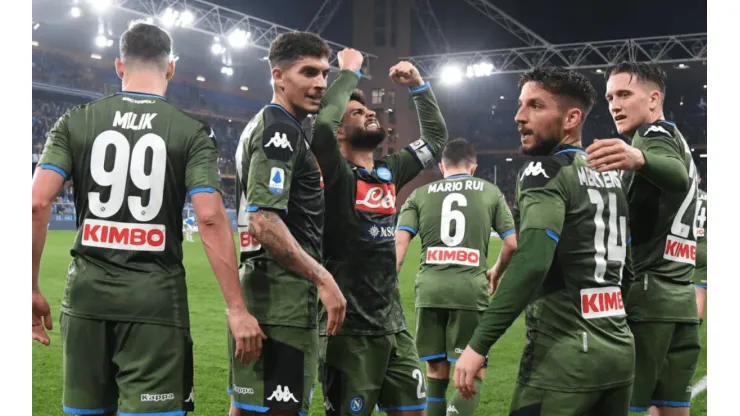 Golazos por doquier: Napoli le ganó un partidazo 4-2 a Sampdoria 