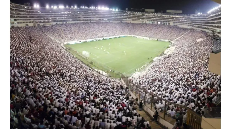 El Estadio Monumental es uno de los más grandes del continente.
