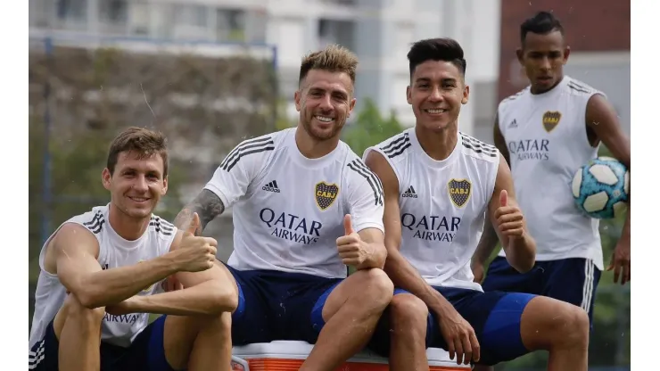 Boca subió una foto con Villa de fondo y los hinchas la rompieron en los comentarios